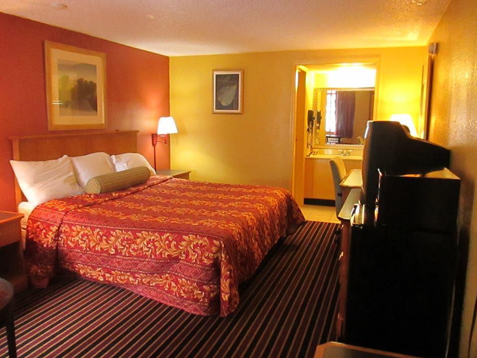 Scottish Inns Harrisburg-Hershey South ニュー・カンバーランド 部屋 写真